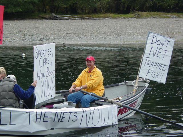 Bob during protest of record-low flows trapping salmon and continued netting by Quillayute tribe in October 2002. Netting ceased