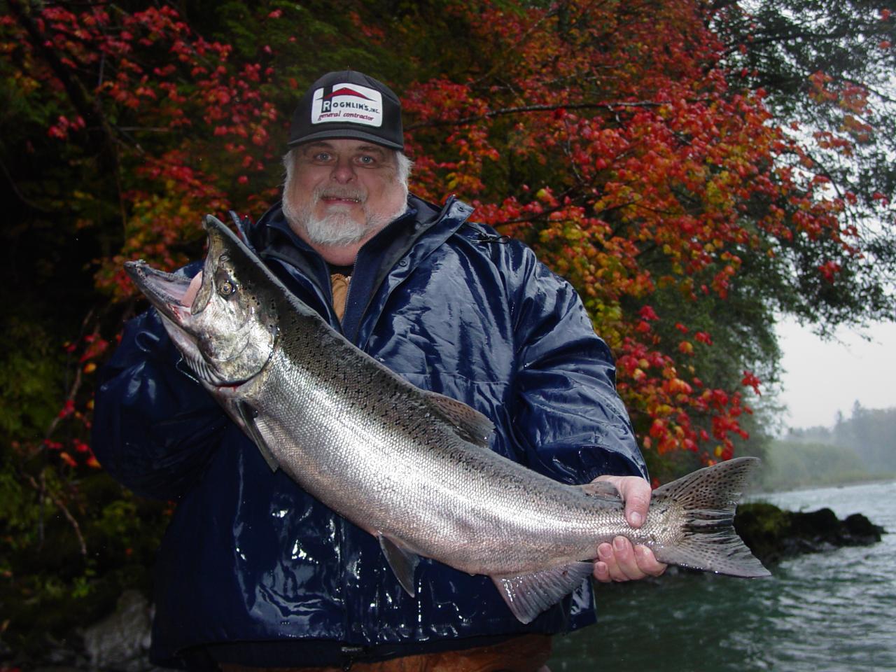 Larry B. with a Hoh River fall chinook.